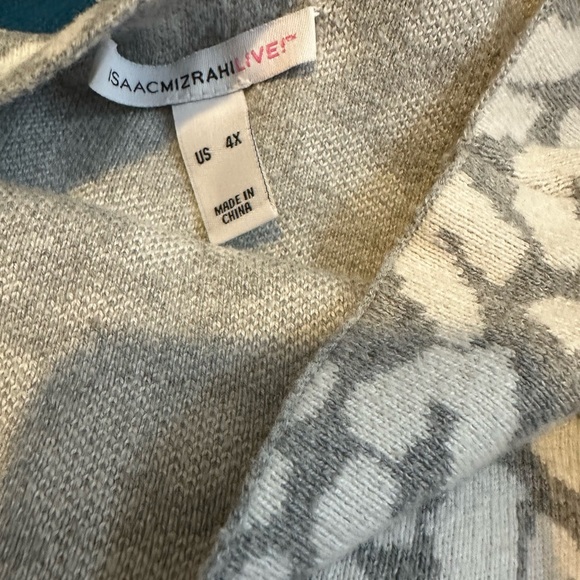 Isaac Mizrahi Gray and White Cowl Neck Sweater - Picture 2 of 2